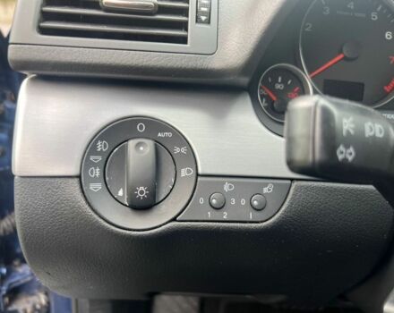 Синій Ауді А4, об'ємом двигуна 2 л та пробігом 290 тис. км за 6850 $, фото 18 на Automoto.ua