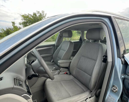 Синій Ауді А4, об'ємом двигуна 2 л та пробігом 210 тис. км за 6600 $, фото 26 на Automoto.ua
