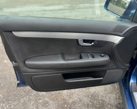 Синій Ауді А4, об'ємом двигуна 2 л та пробігом 290 тис. км за 6850 $, фото 12 на Automoto.ua