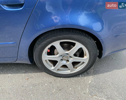 Синій Ауді А4, об'ємом двигуна 2 л та пробігом 290 тис. км за 6850 $, фото 15 на Automoto.ua