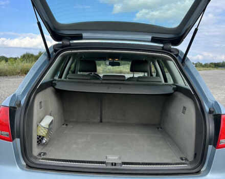 Синій Ауді А4, об'ємом двигуна 2 л та пробігом 210 тис. км за 6600 $, фото 68 на Automoto.ua