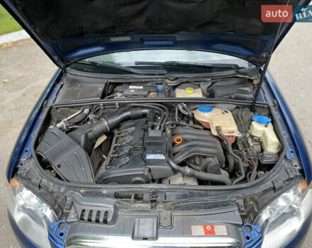 Синій Ауді А4, об'ємом двигуна 2 л та пробігом 290 тис. км за 6900 $, фото 34 на Automoto.ua