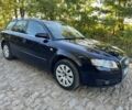 Синий Ауди А4, объемом двигателя 2 л и пробегом 300 тыс. км за 3110 $, фото 4 на Automoto.ua