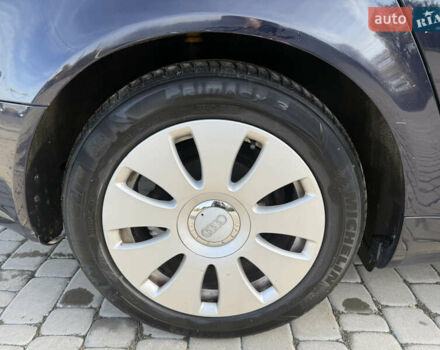 Синий Ауди А4, объемом двигателя 2 л и пробегом 290 тыс. км за 6500 $, фото 15 на Automoto.ua