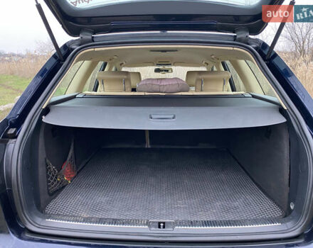 Синий Ауди А4, объемом двигателя 1.97 л и пробегом 281 тыс. км за 8000 $, фото 9 на Automoto.ua