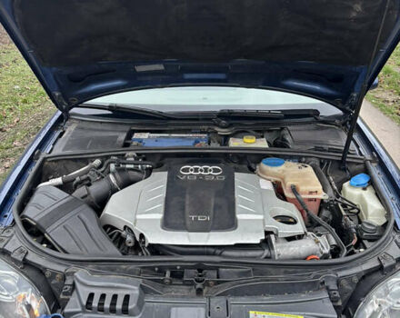 Синий Ауди А4, объемом двигателя 2.97 л и пробегом 294 тыс. км за 6999 $, фото 14 на Automoto.ua