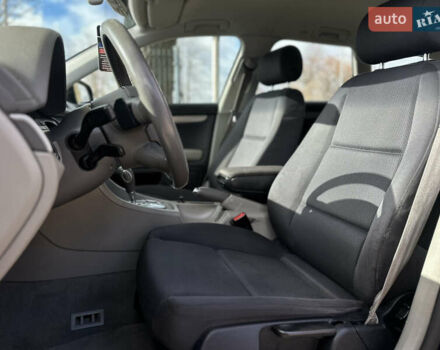 Синий Ауди А4, объемом двигателя 2 л и пробегом 206 тыс. км за 7200 $, фото 27 на Automoto.ua