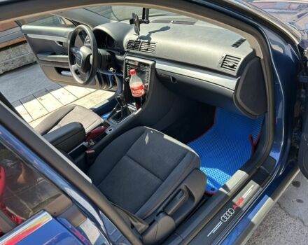 Синій Ауді А4, об'ємом двигуна 2 л та пробігом 440 тис. км за 5850 $, фото 6 на Automoto.ua
