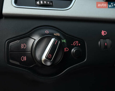 Синій Ауді А4, об'ємом двигуна 2.7 л та пробігом 296 тис. км за 7900 $, фото 24 на Automoto.ua