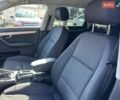 Синий Ауди А4, объемом двигателя 1.6 л и пробегом 170 тыс. км за 6800 $, фото 6 на Automoto.ua