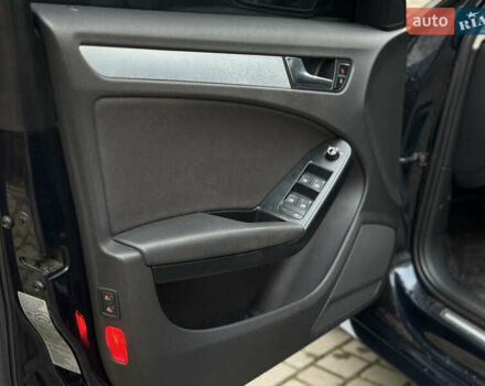 Синій Ауді А4, об'ємом двигуна 2.7 л та пробігом 296 тис. км за 7900 $, фото 20 на Automoto.ua