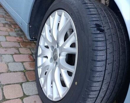 Синій Ауді А4, об'ємом двигуна 1.8 л та пробігом 194 тис. км за 7100 $, фото 23 на Automoto.ua