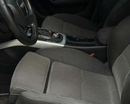 Синій Ауді А4, об'ємом двигуна 2.7 л та пробігом 296 тис. км за 7900 $, фото 23 на Automoto.ua