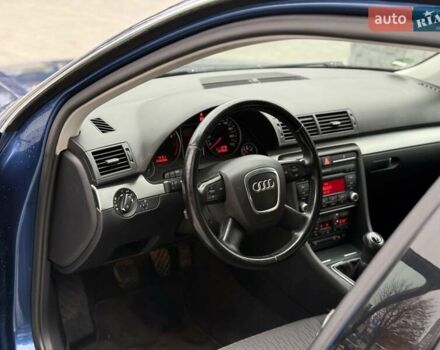 Синій Ауді А4, об'ємом двигуна 1.6 л та пробігом 247 тис. км за 7250 $, фото 31 на Automoto.ua