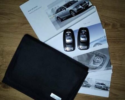 Синій Ауді А4, об'ємом двигуна 2 л та пробігом 270 тис. км за 9700 $, фото 17 на Automoto.ua