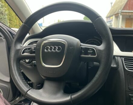 Синій Ауді А4, об'ємом двигуна 2 л та пробігом 317 тис. км за 10500 $, фото 14 на Automoto.ua