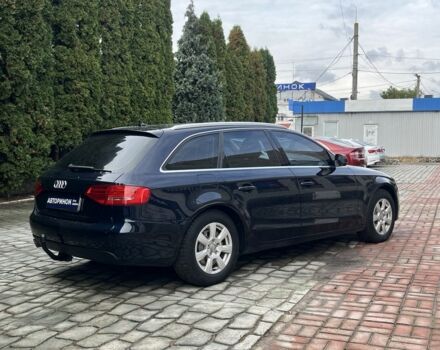 Синій Ауді А4, об'ємом двигуна 2 л та пробігом 317 тис. км за 10500 $, фото 3 на Automoto.ua