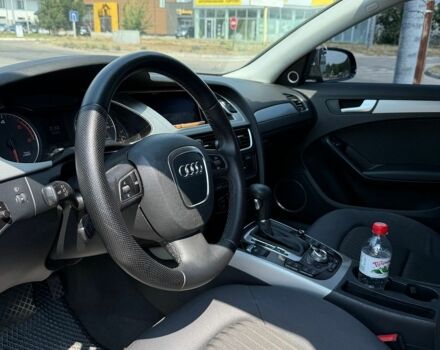 Синій Ауді А4, об'ємом двигуна 2 л та пробігом 324 тис. км за 9900 $, фото 7 на Automoto.ua