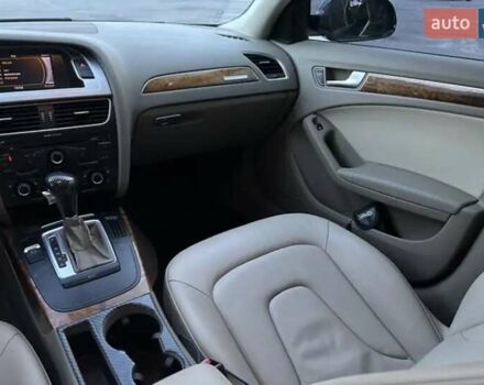 Синій Ауді А4, об'ємом двигуна 2 л та пробігом 236 тис. км за 7900 $, фото 24 на Automoto.ua