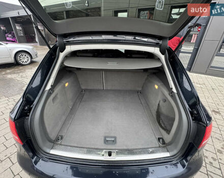 Синій Ауді А4, об'ємом двигуна 1.8 л та пробігом 240 тис. км за 8950 $, фото 66 на Automoto.ua