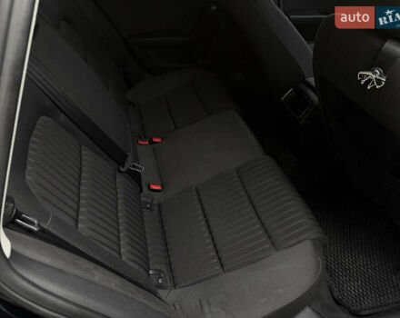 Синій Ауді А4, об'ємом двигуна 1.97 л та пробігом 275 тис. км за 10499 $, фото 35 на Automoto.ua