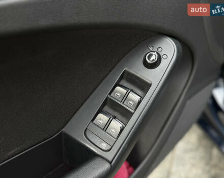 Синій Ауді А4, об'ємом двигуна 1.97 л та пробігом 275 тис. км за 10499 $, фото 33 на Automoto.ua