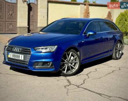 Синий Ауди А4, объемом двигателя 3 л и пробегом 210 тыс. км за 21000 $, фото 2 на Automoto.ua
