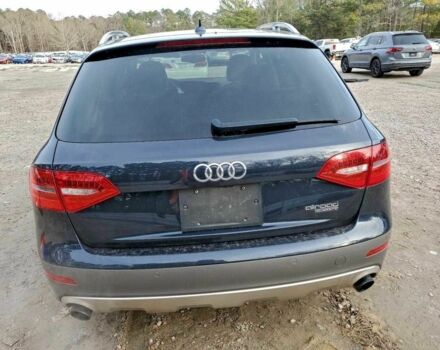 Синій Ауді А4, об'ємом двигуна 2 л та пробігом 110 тис. км за 2500 $, фото 5 на Automoto.ua