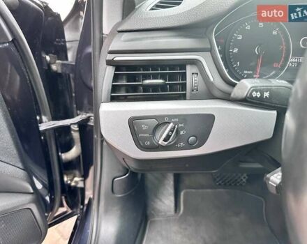 Синий Ауди А4, объемом двигателя 1.4 л и пробегом 246 тыс. км за 19011 $, фото 14 на Automoto.ua