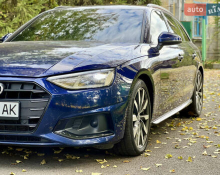 Ауді А4 2020 у Києві на Automoto.ua Синій Ауді А4, об'ємом двигуна 1.97 л та пробігом 240 тис. км за 27300 $, фото 2 на Automoto.ua