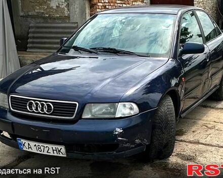 Синий Ауди А4, объемом двигателя 2.6 л и пробегом 340 тыс. км за 1800 $, фото 1 на Automoto.ua