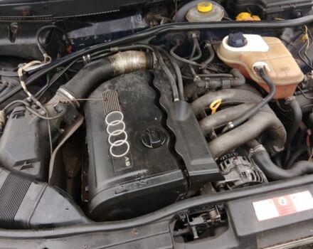 Синий Ауди А4, объемом двигателя 0 л и пробегом 250 тыс. км за 592 $, фото 1 на Automoto.ua