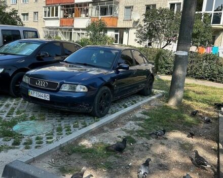 Синій Ауді А4, об'ємом двигуна 1.6 л та пробігом 340 тис. км за 1500 $, фото 1 на Automoto.ua