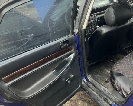 Синий Ауди А4, объемом двигателя 1.8 л и пробегом 200 тыс. км за 2367 $, фото 1 на Automoto.ua