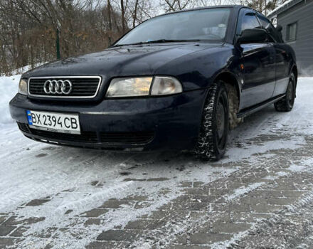 Синій Ауді А4, об'ємом двигуна 1.8 л та пробігом 200 тис. км за 2600 $, фото 1 на Automoto.ua