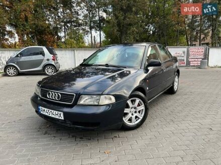 Синій Ауді А4, об'ємом двигуна 1.8 л та пробігом 300 тис. км за 2750 $, фото 1 на Automoto.ua
