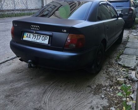 Синий Ауди А4, объемом двигателя 1.8 л и пробегом 530 тыс. км за 2926 $, фото 1 на Automoto.ua