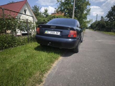 Ауді А4 1995 у Калуше на Automoto.ua Синій Ауді А4, об'ємом двигуна 1.6 л та пробігом 226 тис. км за 3000 $, фото 1 на Automoto.ua