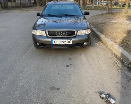 Синій Ауді А4, об'ємом двигуна 1.6 л та пробігом 400 тис. км за 1805 $, фото 1 на Automoto.ua