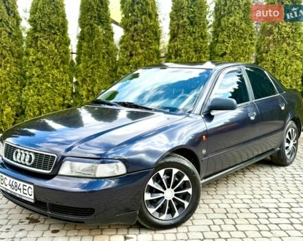 Синий Ауди А4, объемом двигателя 1.8 л и пробегом 372 тыс. км за 2999 $, фото 1 на Automoto.ua
