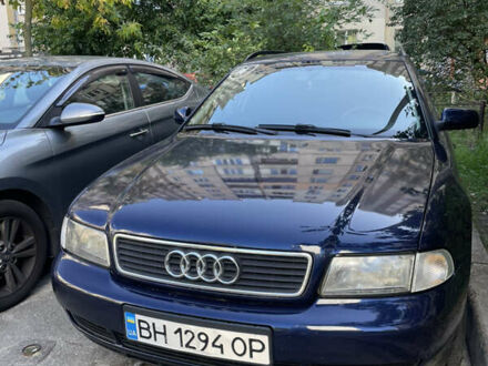 Синій Ауді А4, об'ємом двигуна 2.6 л та пробігом 450 тис. км за 3700 $, фото 1 на Automoto.ua