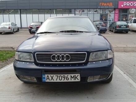 Синій Ауді А4, об'ємом двигуна 1.9 л та пробігом 300 тис. км за 3787 $, фото 1 на Automoto.ua