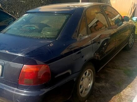 Синий Ауди А4, объемом двигателя 1.9 л и пробегом 0 тыс. км за 2200 $, фото 1 на Automoto.ua