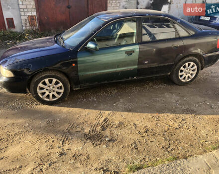 Синій Ауді А4, об'ємом двигуна 1.6 л та пробігом 350 тис. км за 1499 $, фото 1 на Automoto.ua