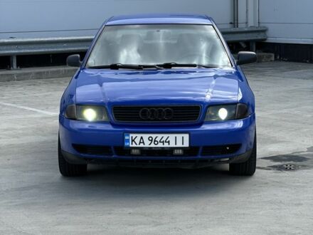 Синій Ауді А4, об'ємом двигуна 1.8 л та пробігом 244 тис. км за 2999 $, фото 1 на Automoto.ua
