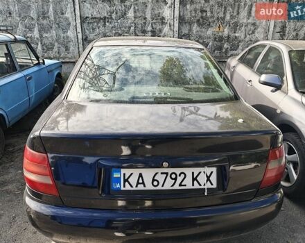 Синий Ауди А4, объемом двигателя 2.6 л и пробегом 380 тыс. км за 2312 $, фото 1 на Automoto.ua