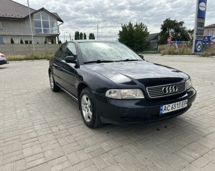 Синий Ауди А4, объемом двигателя 1.9 л и пробегом 300 тыс. км за 3500 $, фото 1 на Automoto.ua