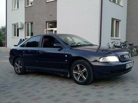 Синий Ауди А4, объемом двигателя 1.8 л и пробегом 470 тыс. км за 2428 $, фото 1 на Automoto.ua
