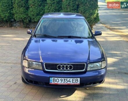 Синий Ауди А4, объемом двигателя 1.6 л и пробегом 355 тыс. км за 1850 $, фото 1 на Automoto.ua