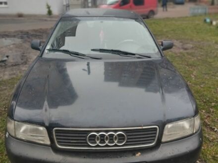 Синий Ауди А4, объемом двигателя 1.9 л и пробегом 290 тыс. км за 1775 $, фото 1 на Automoto.ua